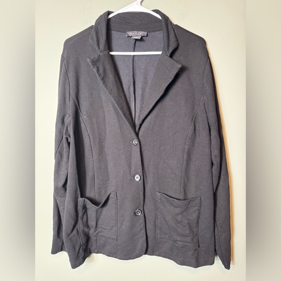 Tahari Jackets & Blazers - Tahari Women’s Black Three Button‎ Blazer Size 1X  Stretch